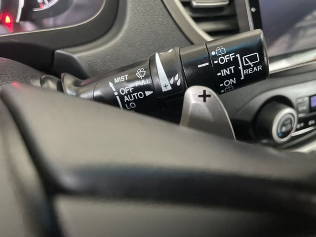 2.4L 頂級VTI-S 換檔撥片 天窗 自動感應HID頭燈 安卓機 循跡防滑 胎壓偵測 可全貸!  第6張相片