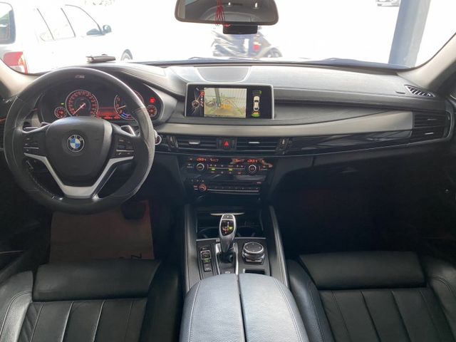 總代理 35i 306匹 一手優質董座座駕 抬頭顯示器 環景 電動尾門 數位儀表 I-KEY摸門 車況內外如新~買到賺到  第3張相片