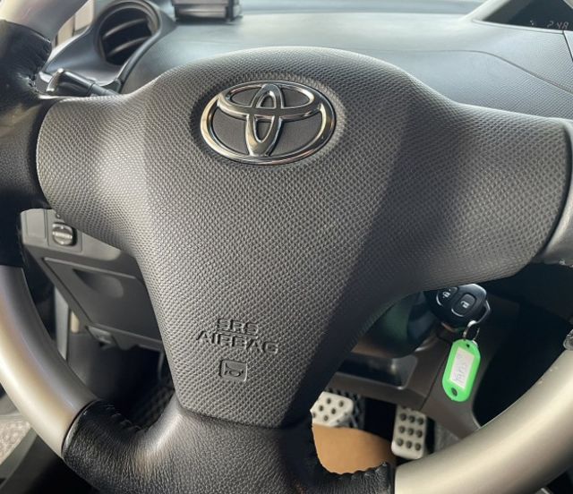 優質代步車 里程超少~雙安 車況內外如新~買到賺到!!  第15張相片