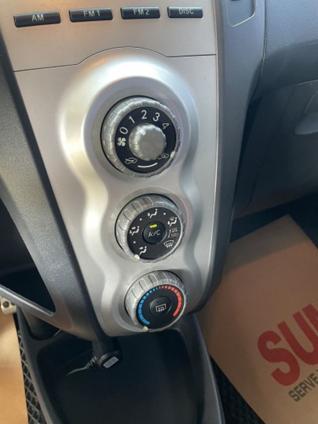 優質代步車 里程超少~雙安 車況內外如新~買到賺到!!  第17張相片