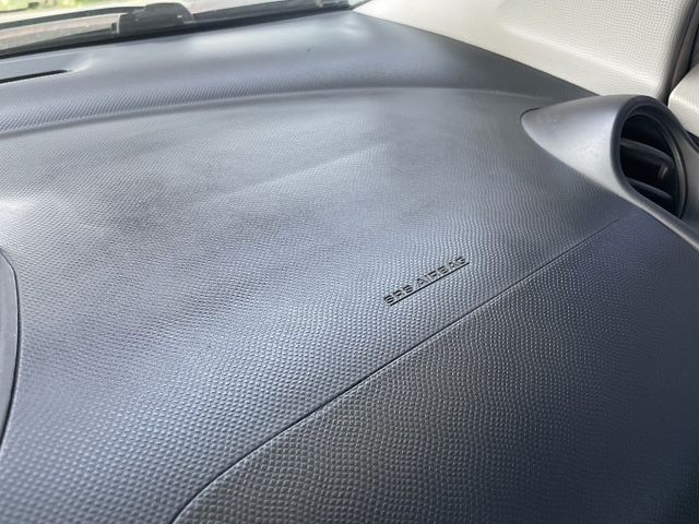 優質代步車 里程超少~雙安 車況內外如新~買到賺到!!  第19張相片