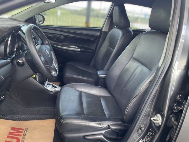 一手車 原廠保養 鋁圈 倒車顯影 前車雷達 導航 CarPlay 盲點偵測 車況內外如新~買到賺到!!  第8張相片