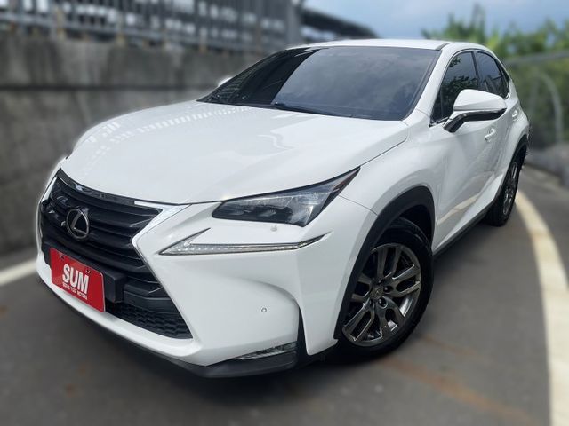 NX200t 原版件 雙電動冷熱通風椅 電動尾門 記憶椅 換檔撥片 I-KEY摸門 里程超少 內外如新~買到賺到!!  第1張相片