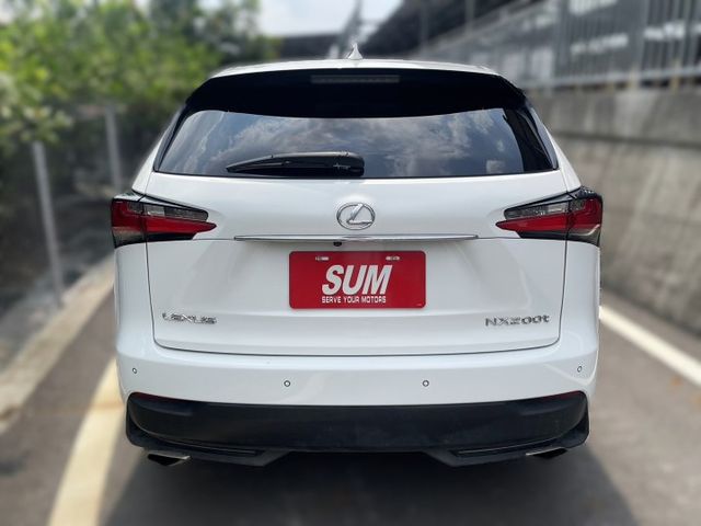 NX200t 原版件 雙電動冷熱通風椅 電動尾門 記憶椅 換檔撥片 I-KEY摸門 里程超少 內外如新~買到賺到!!  第5張相片