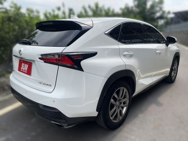 NX200t 原版件 雙電動冷熱通風椅 電動尾門 記憶椅 換檔撥片 I-KEY摸門 里程超少 內外如新~買到賺到!!  第6張相片