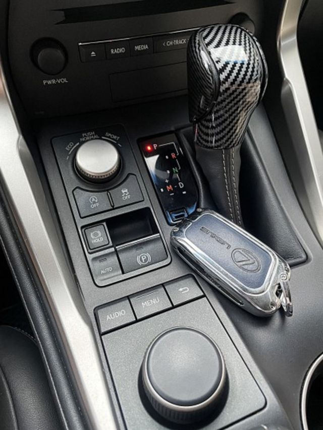 NX200t 原版件 雙電動冷熱通風椅 電動尾門 記憶椅 換檔撥片 I-KEY摸門 里程超少 內外如新~買到賺到!!  第11張相片