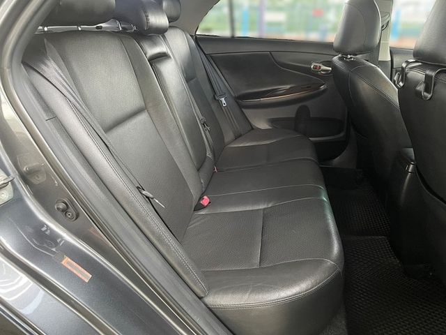 非營業車!黑內裝 原版件 雙安 恆溫 倒車顯影 電折後視鏡 定速 前後雷達 車況內外如新~買到賺到!!  第10張相片