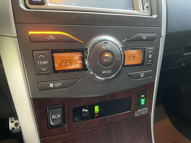 非營業車!黑內裝 原版件 雙安 恆溫 倒車顯影 電折後視鏡 定速 前後雷達 車況內外如新~買到賺到!!  第13張相片