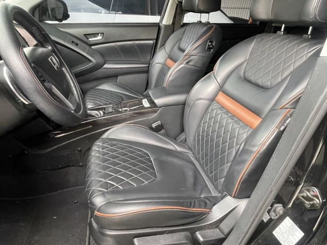 ECO Hyper 電尾門 定速 換檔撥片 天窗 環景 換檔撥片 里程超少 車況內外如新~買到賺到!!  第4張相片