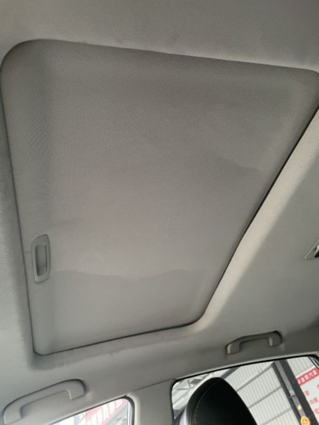 ECO Hyper 電尾門 定速 換檔撥片 天窗 環景 換檔撥片 里程超少 車況內外如新~買到賺到!!  第10張相片