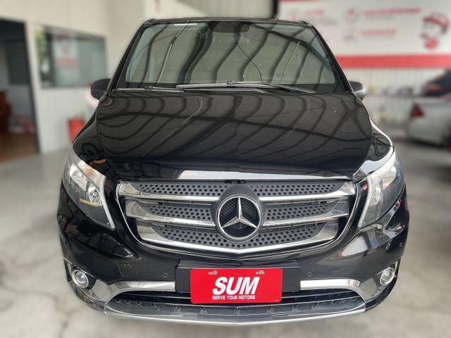 正17年 Vito 9人座 定速 安卓機 電折後視鏡 倒車影像 可全貸 買到賺到  第2張相片