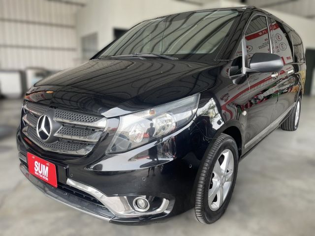 正17年 Vito 9人座 定速 安卓機 電折後視鏡 倒車影像 可全貸 買到賺到  第3張相片