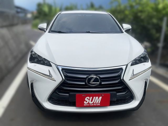 NX200t 原版件 雙電動冷熱通風椅 電動尾門 記憶椅 換檔撥片 I-KEY摸門 里程超少 內外如新~買到賺到!!  第2張相片