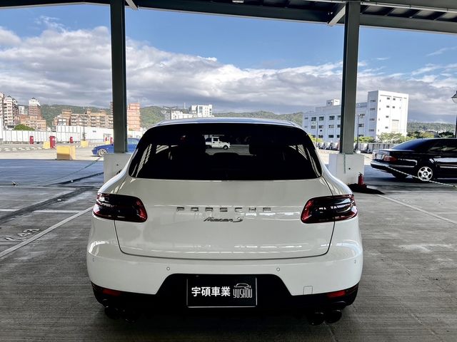 PORSCHE保時捷 MACAN S  第4張相片