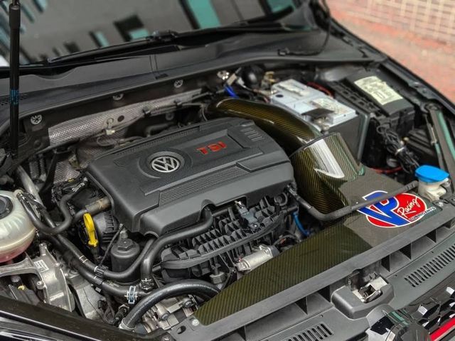 VOLKSWAGEN福斯 GOLF GTI  第3張相片