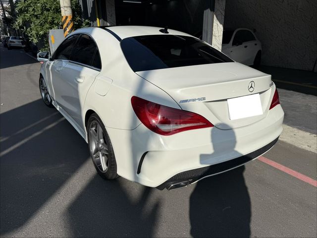 M-BENZ賓士 CLA250  第2張相片