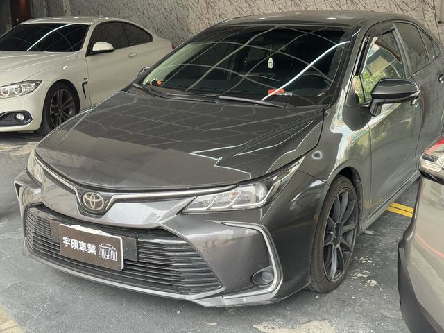 TOYOTA豐田 ALTIS  第2張相片