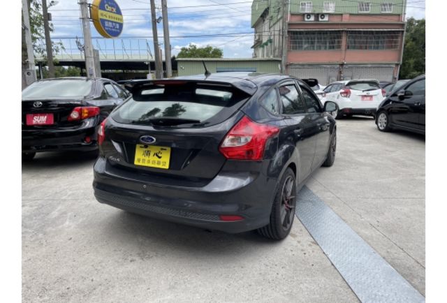 鎬麒汽車商行 2013~ Ford FOCUS  第2張相片