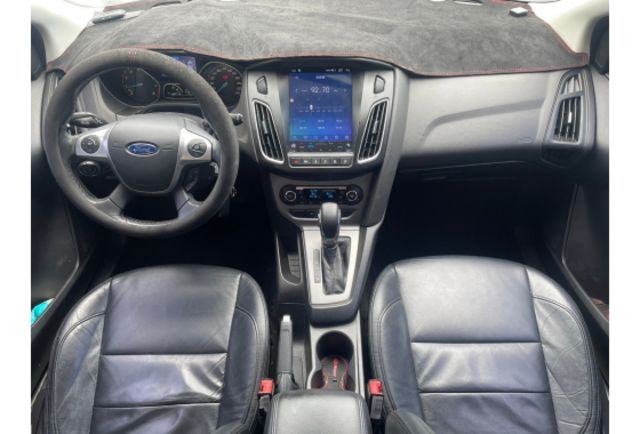 鎬麒汽車商行 2013~ Ford FOCUS  第6張相片