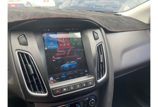 鎬麒汽車商行 2013~ Ford FOCUS  第11張相片
