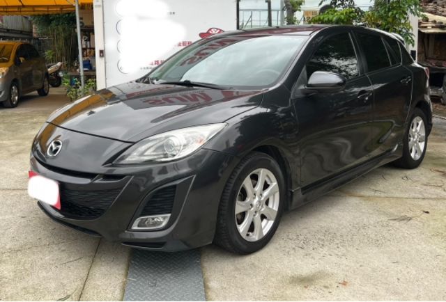Mazda MAZDA3  第1張相片