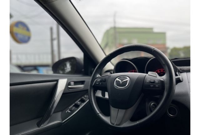 Mazda MAZDA3  第6張相片