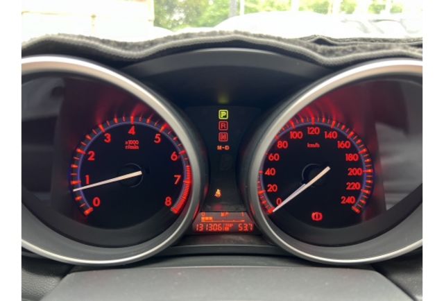 Mazda MAZDA3  第8張相片