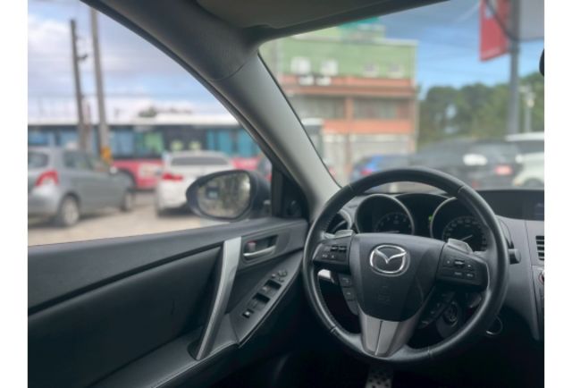 Mazda MAZDA3  第6張相片