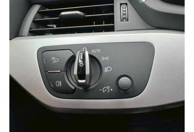 Audi A4  第10張相片