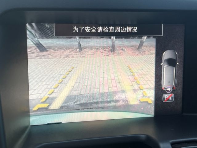 旗艦T5 低里程 有跟車全景 電尾門 原版件 無菸一手車  第8張相片