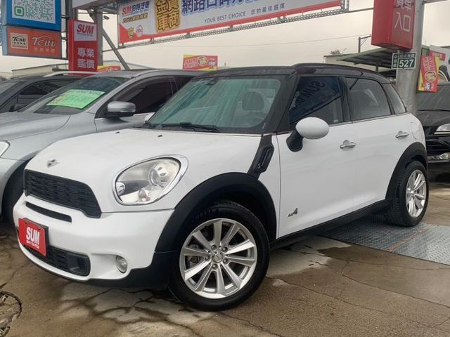 最高規格R60S 全景/HK/全新安卓/國旗尾燈/里程不多  第1張相片