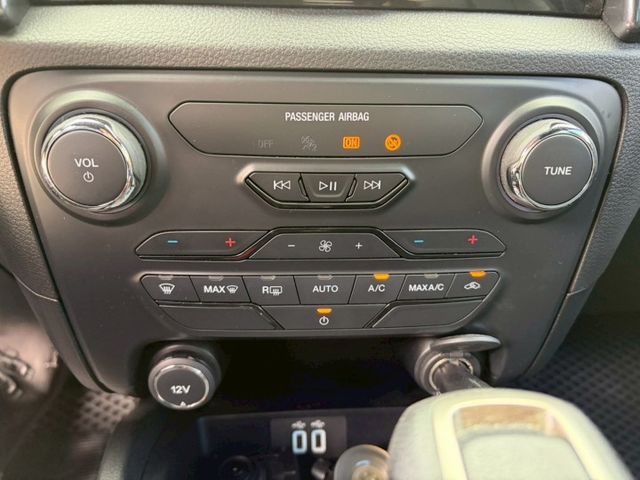 運動型/僅跑五萬/有Acc跟車/360環景/原鈑件無改裝  第10張相片