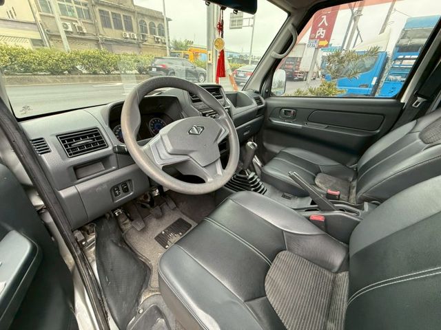 原廠保固一年/有盲點/循跡防滑  第3張相片