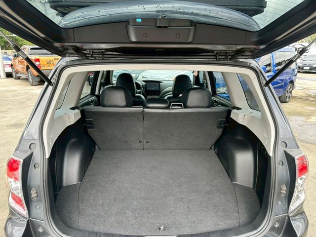 登記合法車頂帳_2.5渦輪4WD 水平對臥  第6張相片