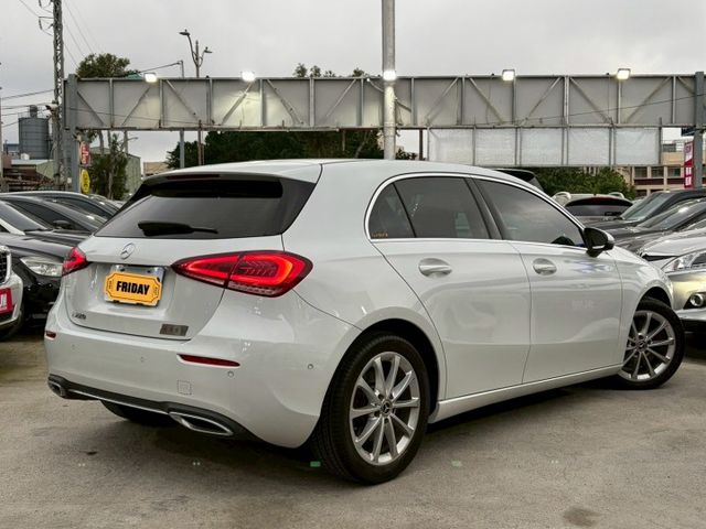 僅跑七萬 原鈑件 無菸一手女用車  第2張相片