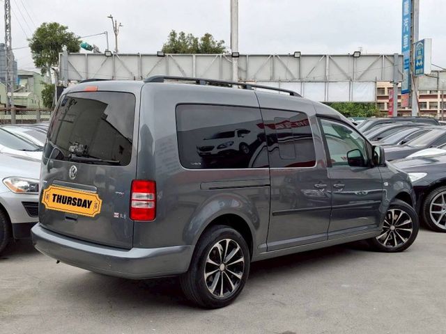 認證/柴油七人座 1.6超大空間 二三排快拆  第2張相片