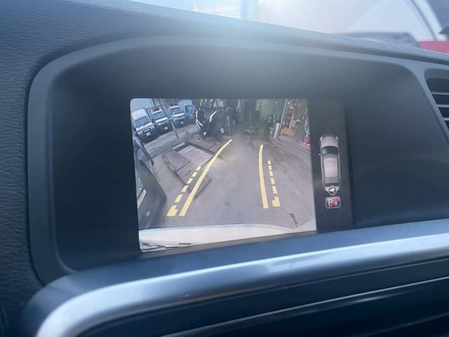 新款T4 1.6標配盲點/自動頭燈/同級房車最安全  第6張相片