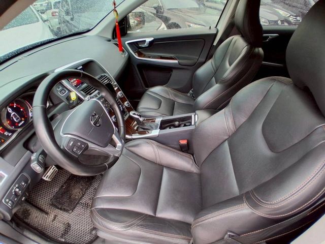 柴油D4/原鈑件內外超美/盲點/電尾門  第3張相片