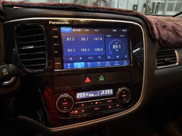 僅跑9萬/旗艦四傳/ACC跟車/電尾門  第3張相片