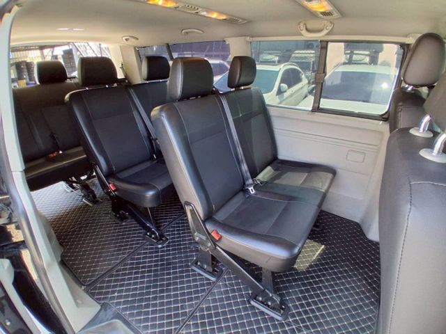 高階204p自排長軸2/2/2/3四排椅 認證車  第3張相片