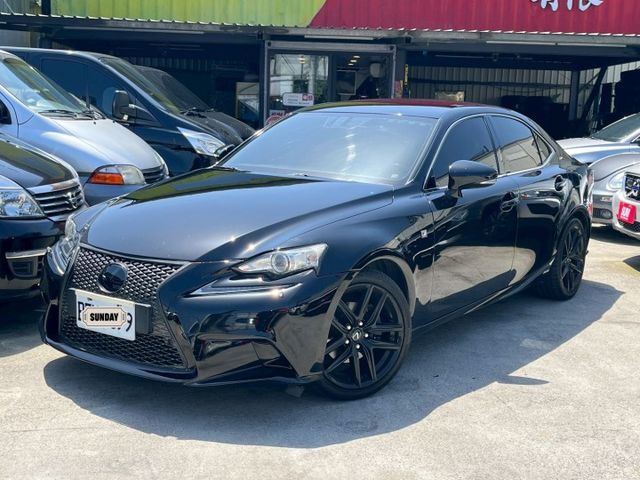 認證F-SPORT/大電池剛換有工單/貫穿式尾燈  第1張相片