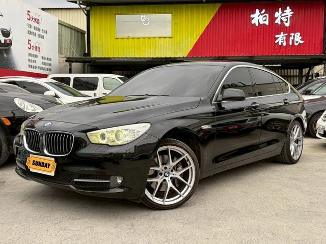 新車286萬 現在一折即刻入主 電尾門/電動吸門/電子懸吊/M5方向盤/20吋鋁圈  第1張相片
