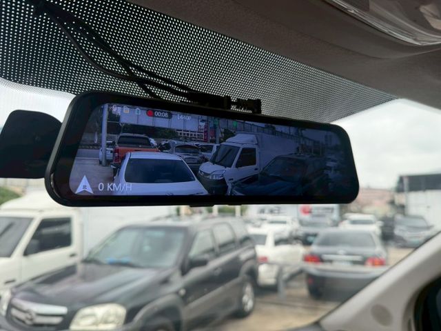 自排9座 里程少/原版見/無菸自用車  第9張相片