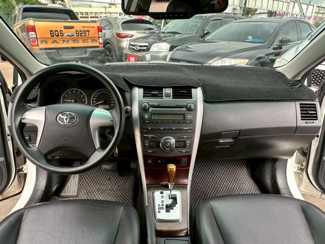 僅跑13萬 無菸一手車 無改裝車況好  第3張相片