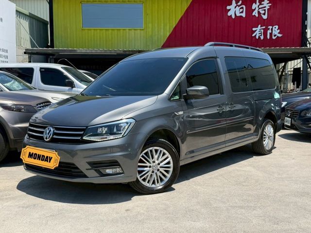 七座2.0tdi 僅跑15 標配LED頭燈/二三排快拆/可作出風口  第1張相片