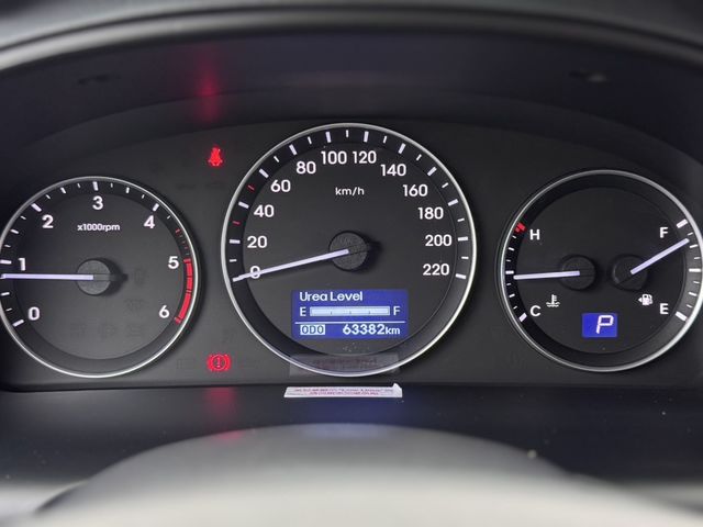 HYUNDAI現代 STAREX  第13張相片