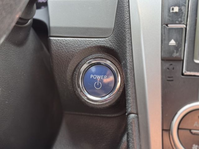 TOYOTA豐田 CAMRY HYBRID  第13張相片