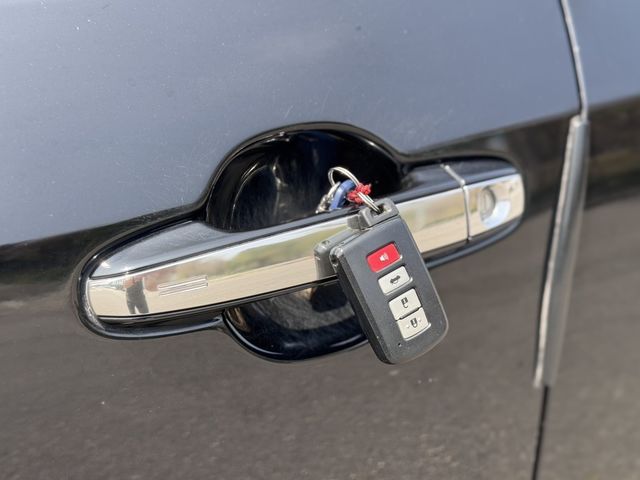 TOYOTA豐田 CAMRY HYBRID  第33張相片