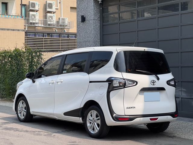 TOYOTA豐田 SIENTA  第16張相片