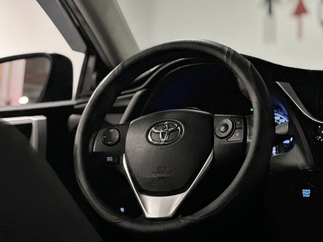 TOYOTA豐田 ALTIS  第6張相片